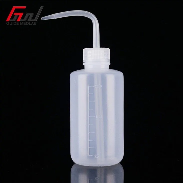 3 plastic wash bottle lab use